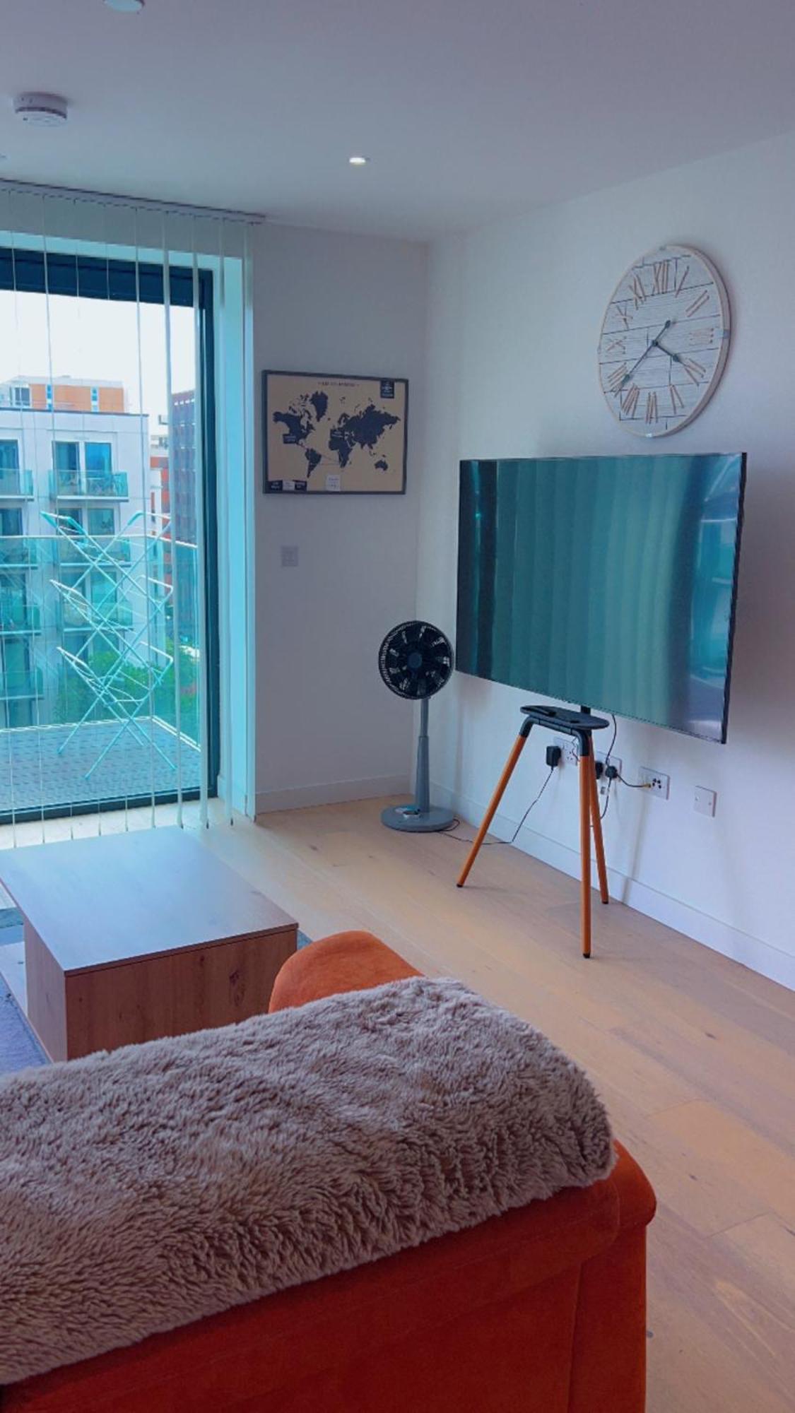 Ds Rentals - Entire 1 Bedroom Apartment Londyn Zewnętrze zdjęcie